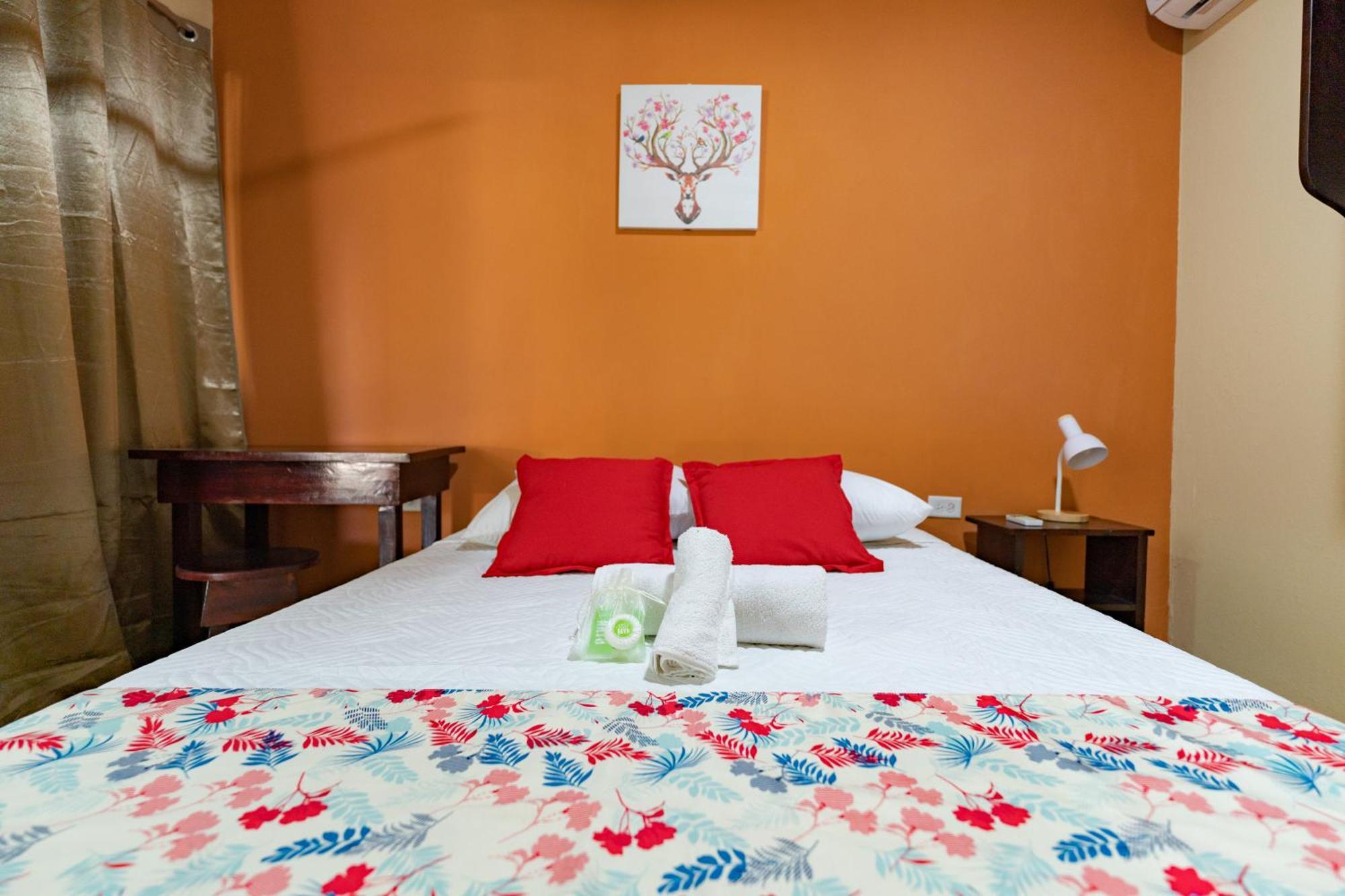 El Cocobolo Food&Rest Room 4 Bed And Breakfast Wifi Ac Pkg Gratis Liberia Esterno foto