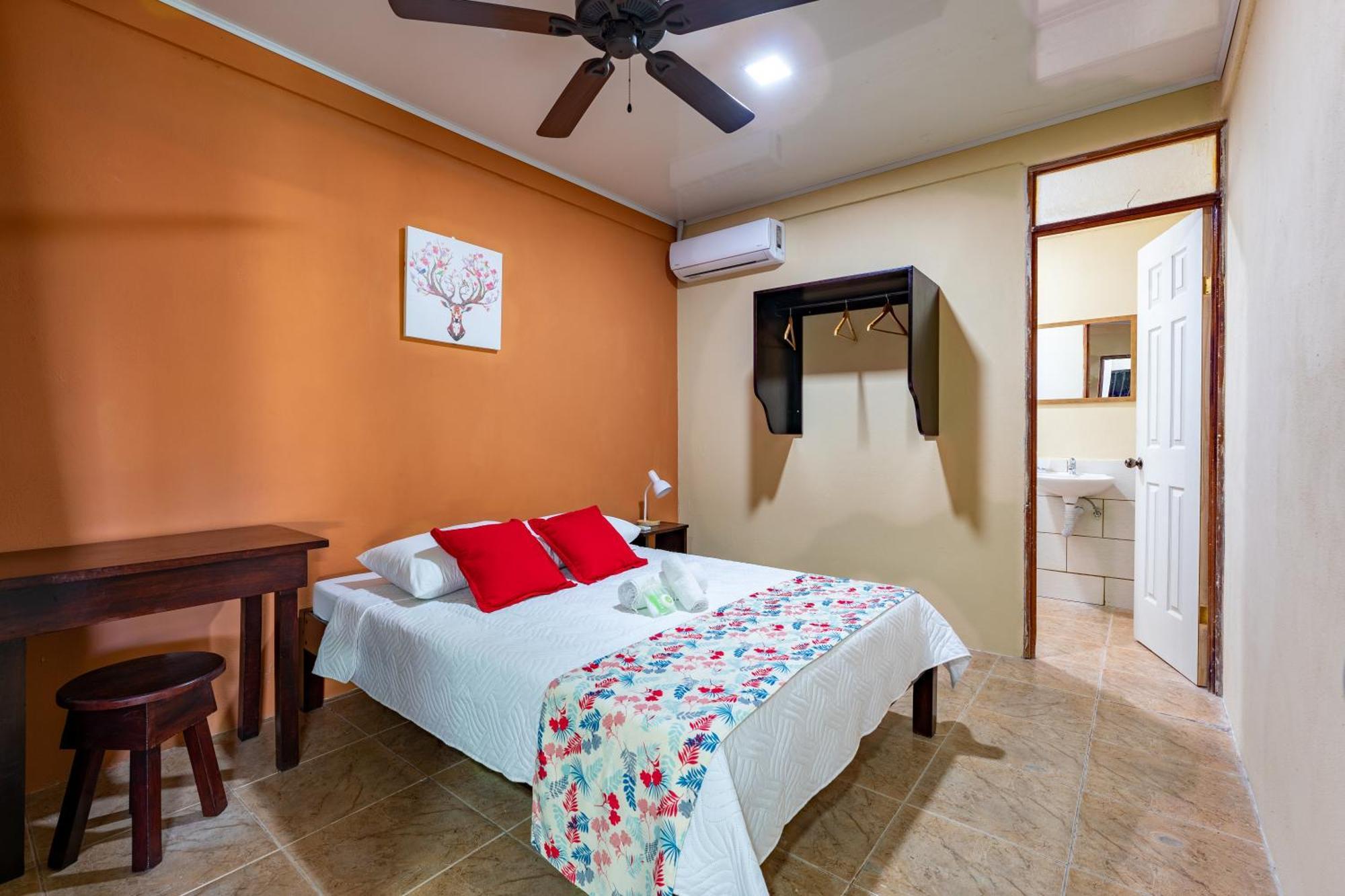 El Cocobolo Food&Rest Room 4 Bed And Breakfast Wifi Ac Pkg Gratis Liberia Esterno foto