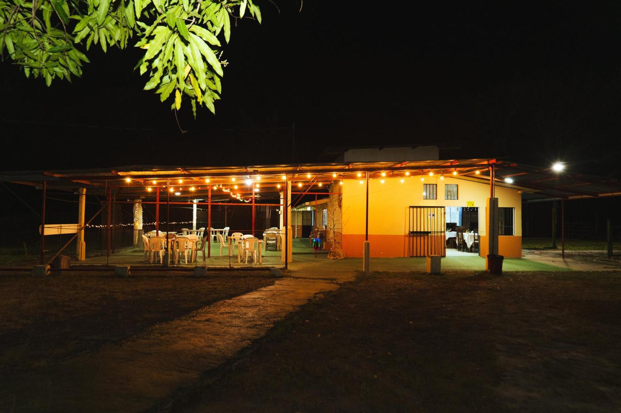 El Cocobolo Food&Rest Room 4 Bed And Breakfast Wifi Ac Pkg Gratis Liberia Esterno foto